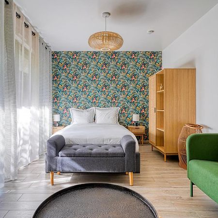 Superbe Studio Avec Terrasse Brunoy Bagian luar foto
