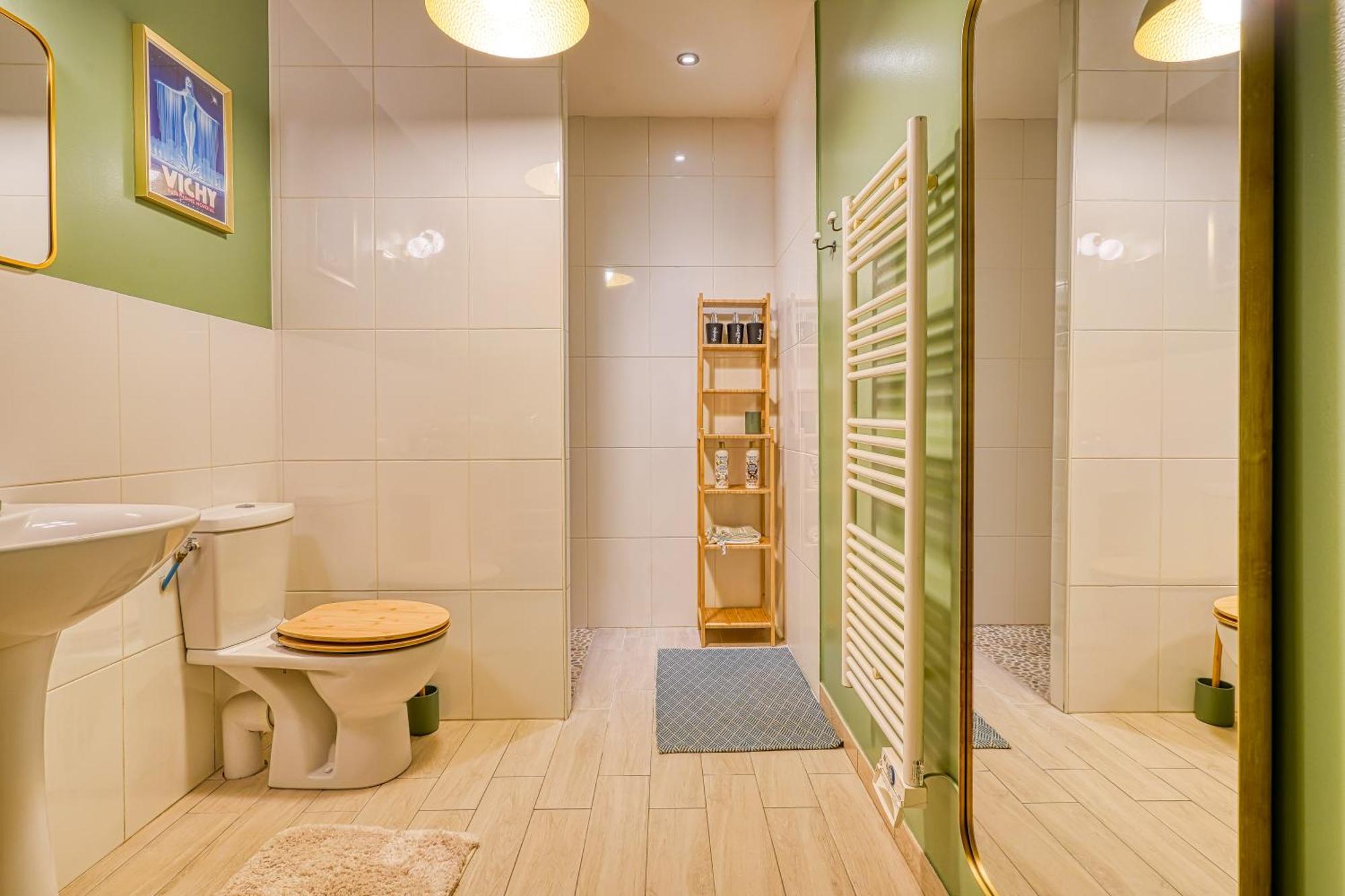 Superbe Studio Avec Terrasse Brunoy Bagian luar foto